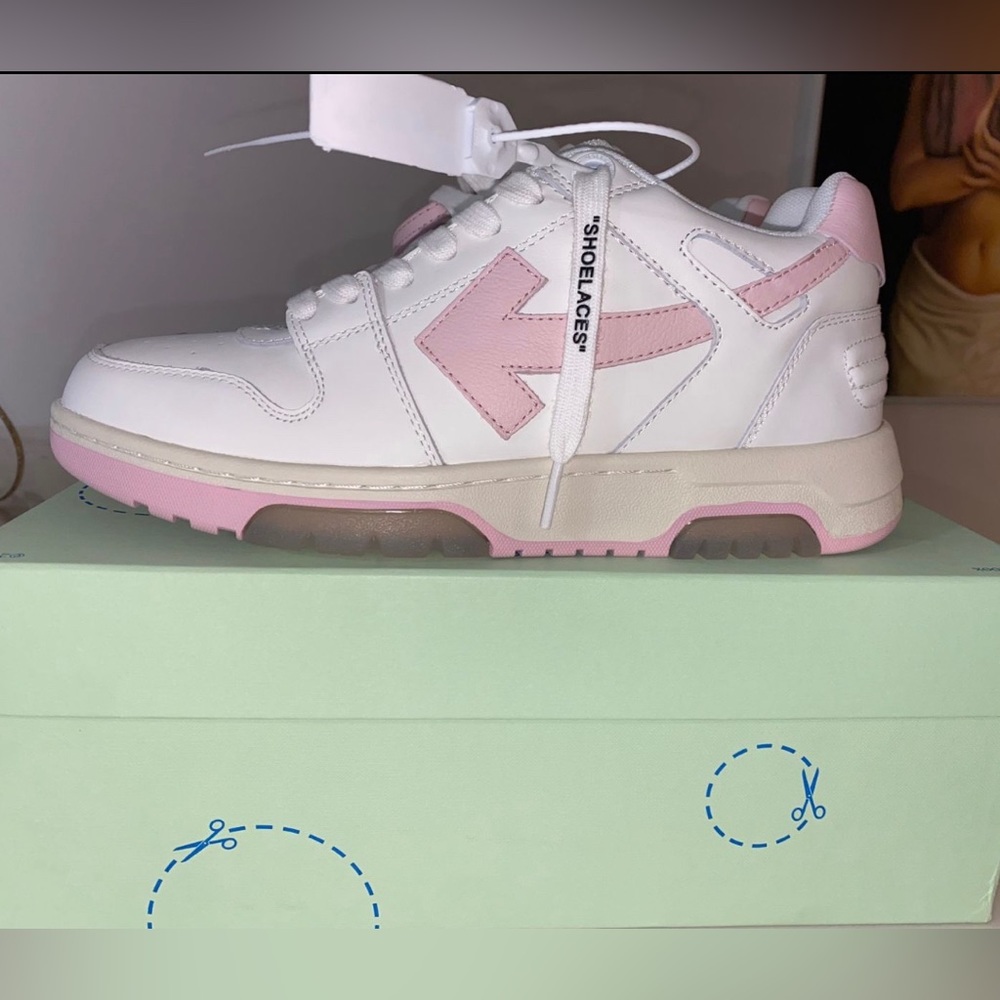 Out Of Office Sneakers White Pink